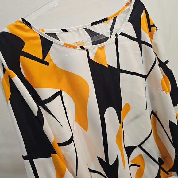 SHEIN Curve Abstract Mod Print Blouse - Picture 3 of 6